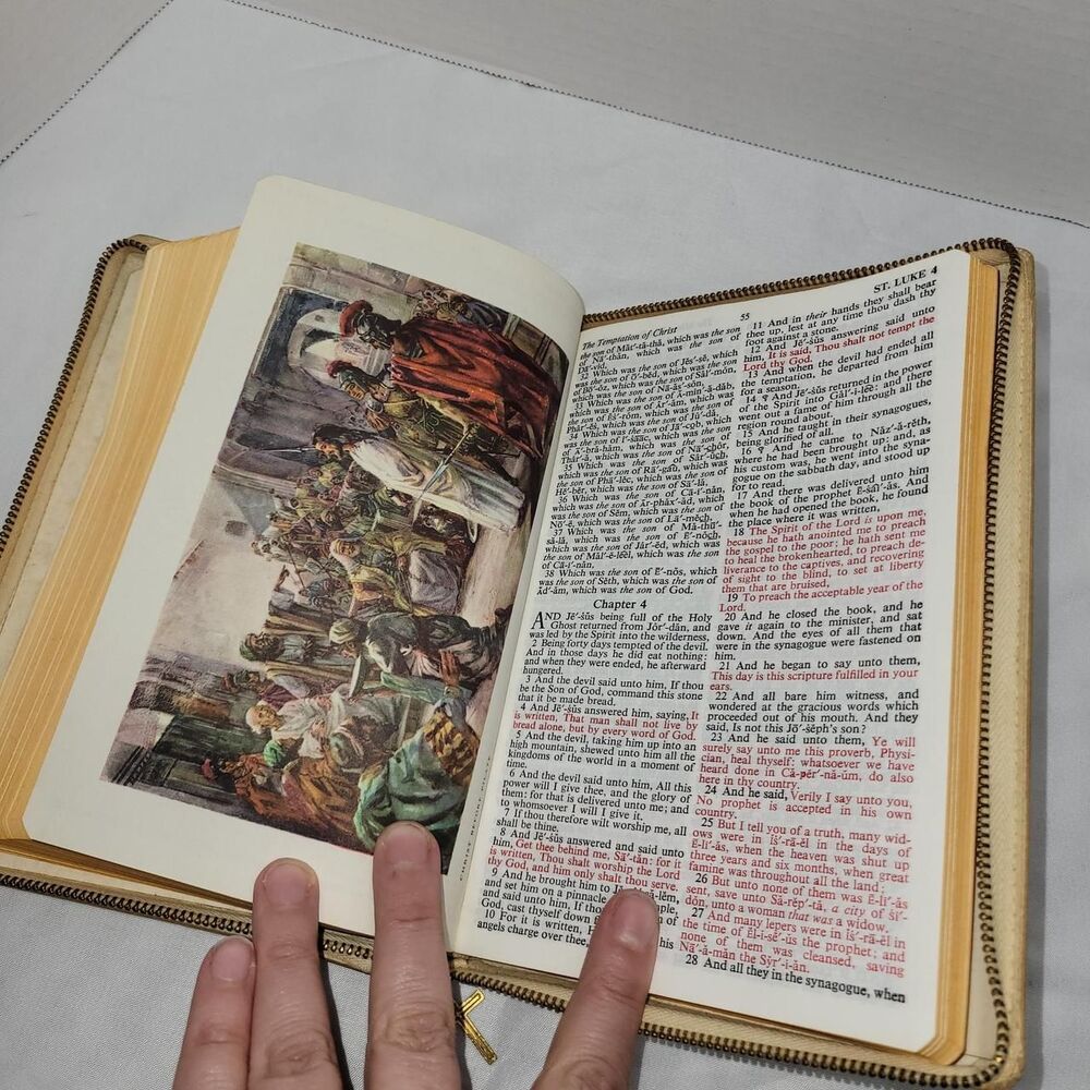 Books - Picture 7 of 7